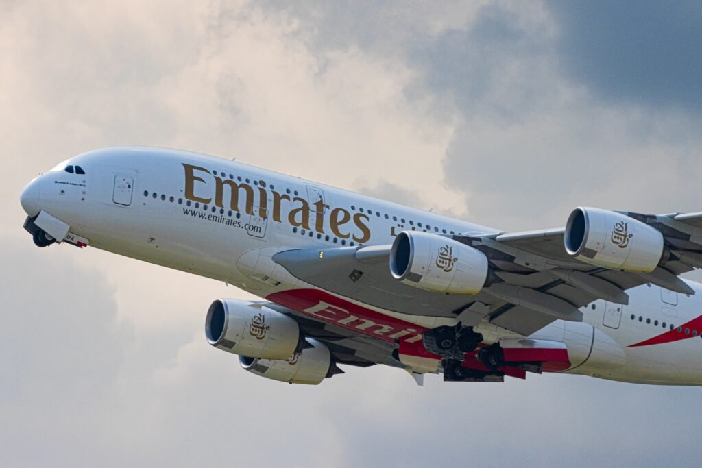 How to Get A Cheap Flight Ticket With Emirates Airlines