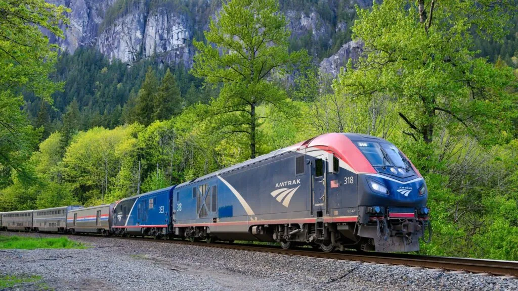 best train routes in the USA